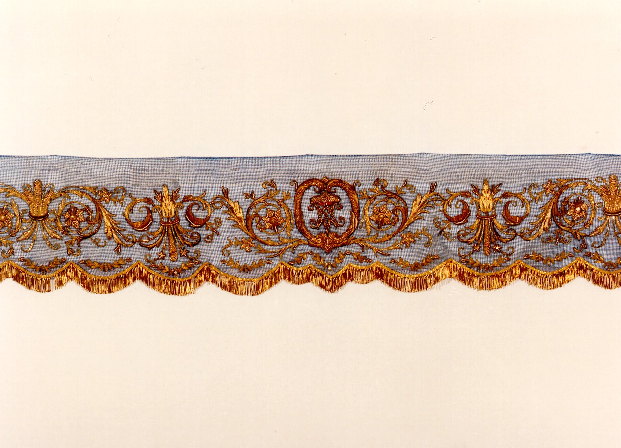 guarnizione di tovaglia d'altare - manifattura siciliana (primo quarto sec. XX)