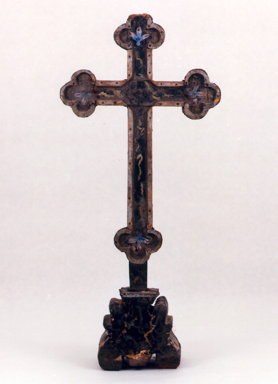 croce d'altare - produzione siciliana (Seconda metà sec. XIX)