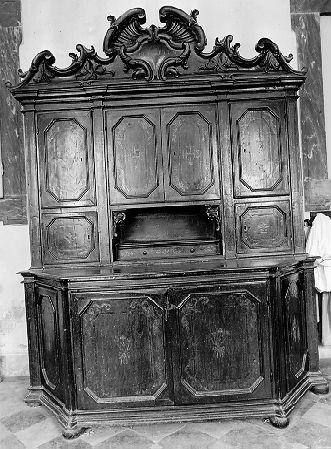 armadio, serie - bottega toscana (primo quarto sec. XVIII)