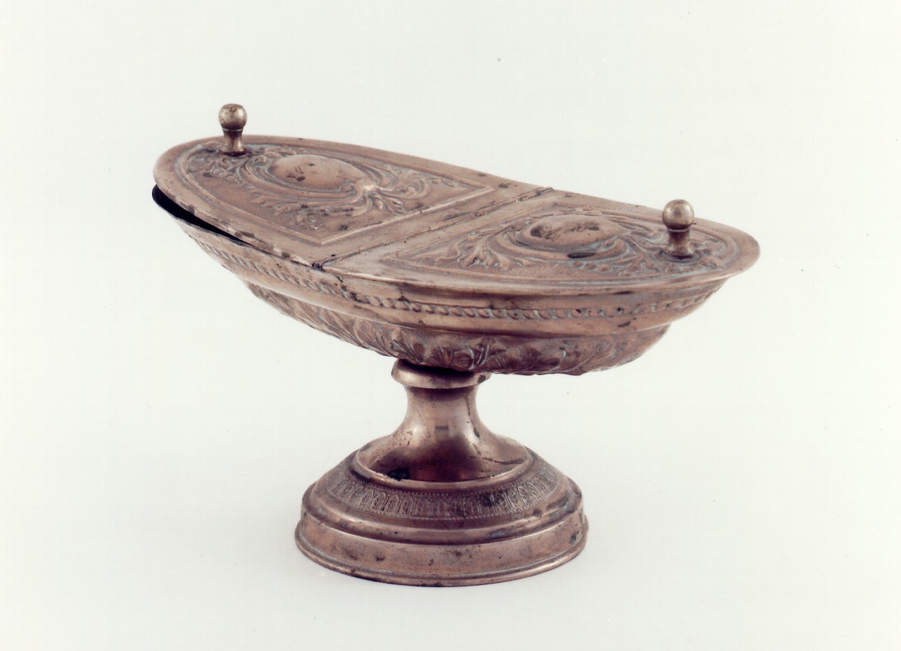 navicella portaincenso - bottega siciliana (primo quarto sec. XX)