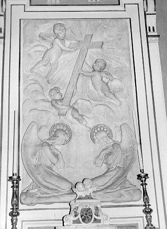 angeli sorreggenti la croce (pala d'altare) di Bozzano Antonio (attribuito) (sec. XX)