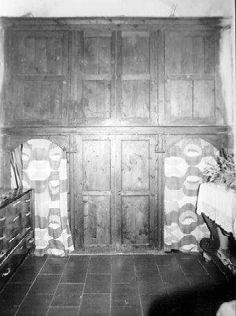 mobile da sacrestia - ambito lunigianese (sec. XIX)