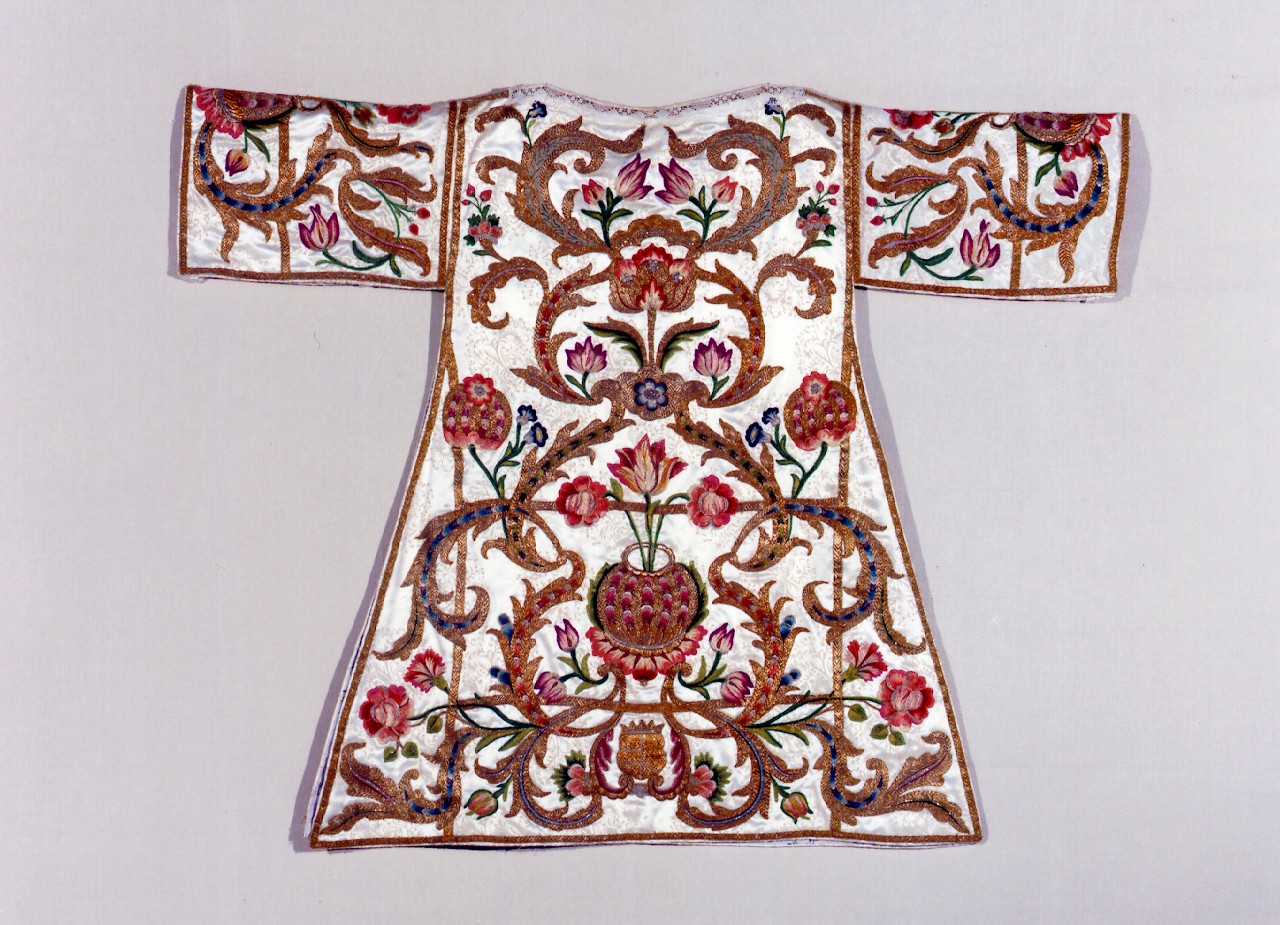 dalmatica, serie - manifattura siciliana (Seconda metà, Prima metà sec. XVIII, sec. XX)