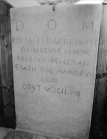 lastra tombale - ambito lunigianese (sec. XVII)