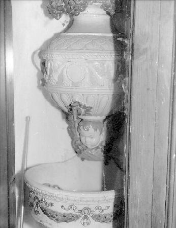 lavabo da sacrestia - ambito italiano (secc. XV/ XVI)