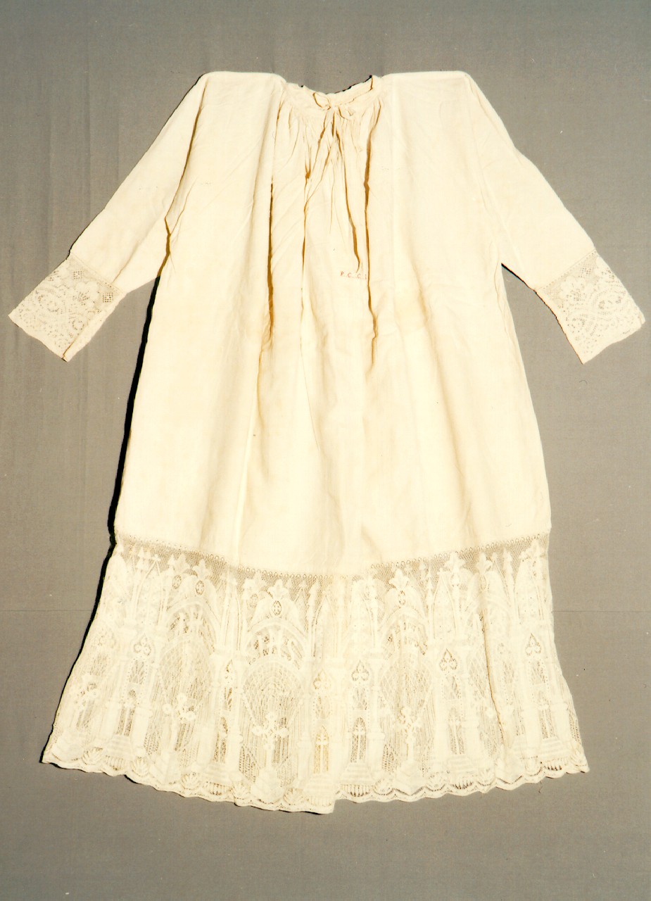 camice - manifattura siciliana (primo quarto sec. XX)