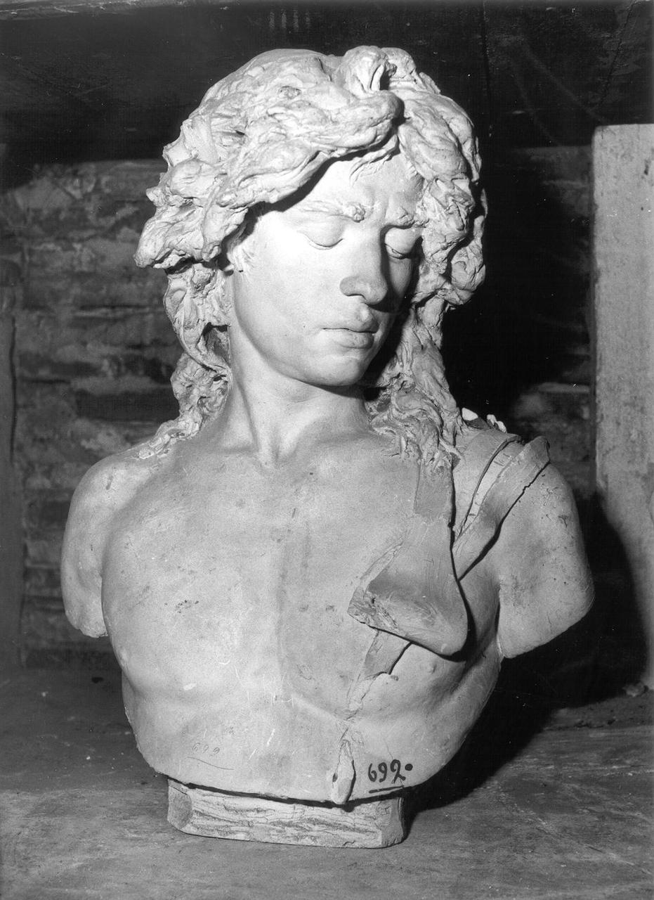 BUSTO DI GIOVANE (scultura) di Fazzi Arnaldo (prima metà sec. XX)