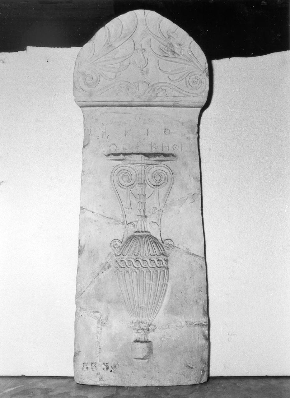 stele - ambito toscano (prima metà sec. XX)