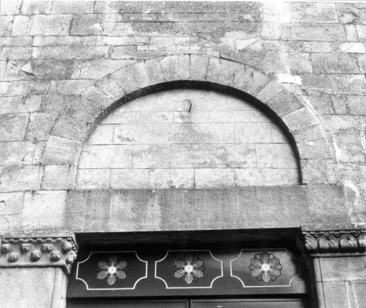 capitello, serie - ambito lucchese (inizio sec. XIV)