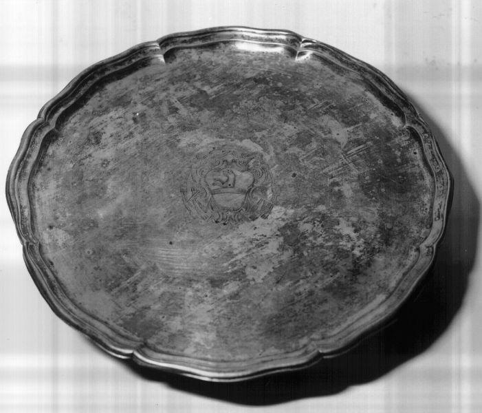 vassoio - bottega lucchese (metà sec. XVIII)