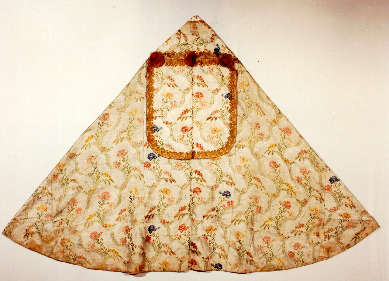 piviale - manifattura siciliana (Seconda metà sec. XVIII)