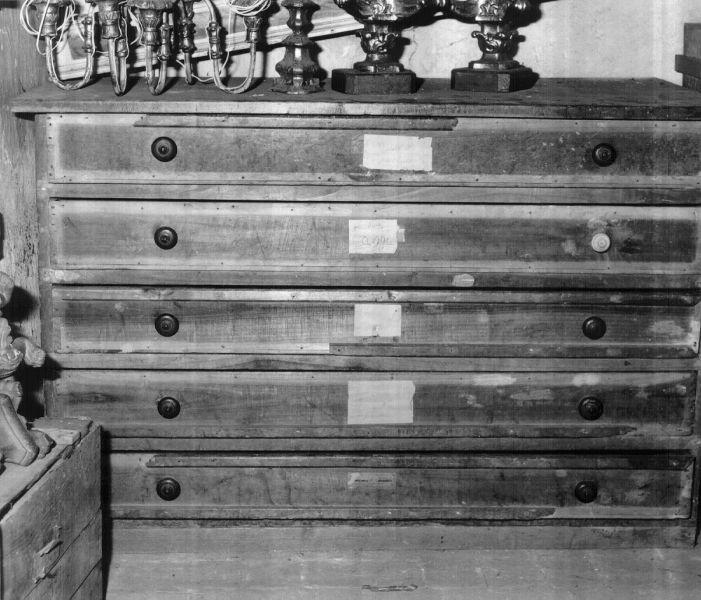 cassettone - manifattura lucchese (fine/inizio secc. XVIII/ XIX)