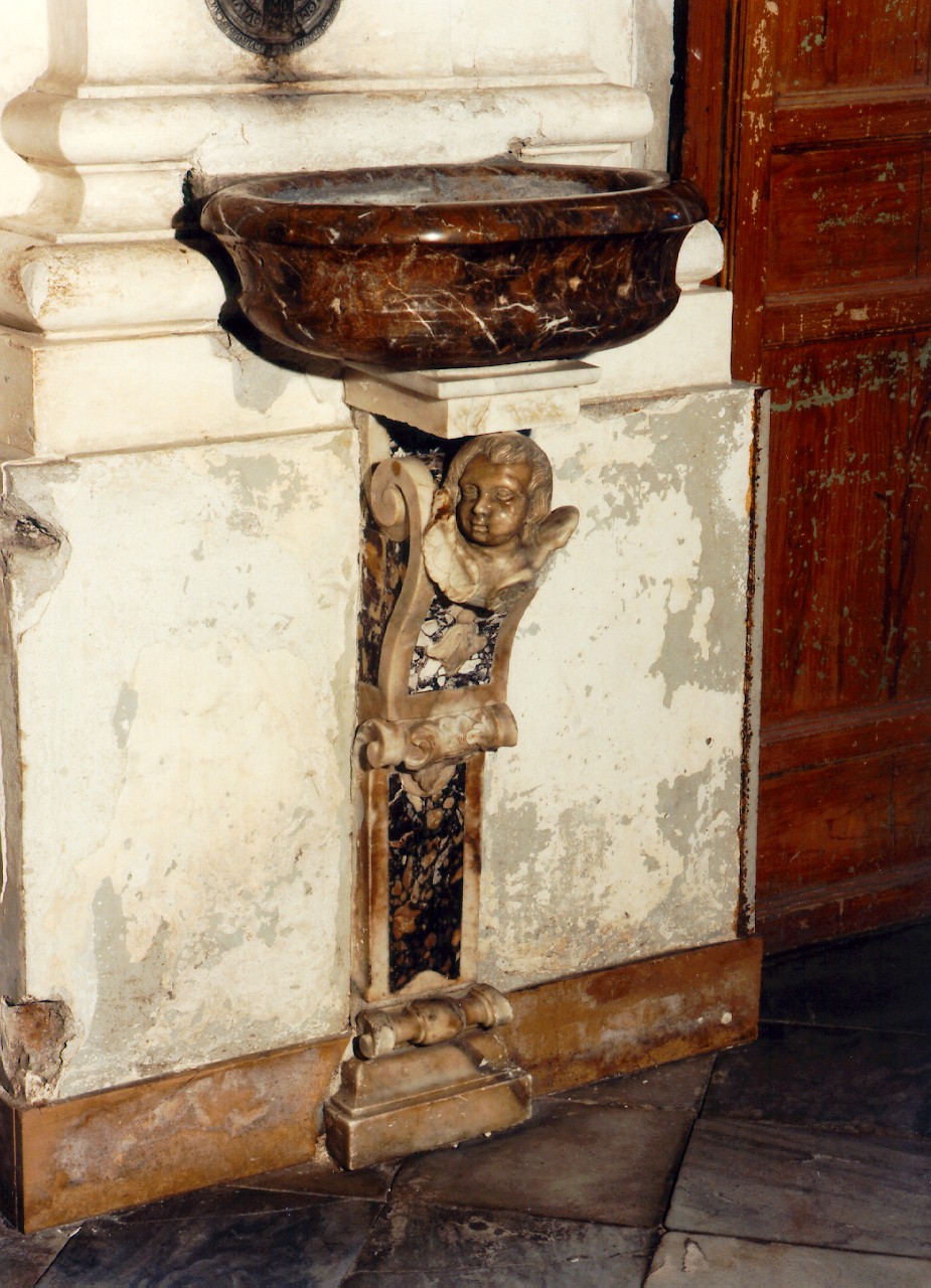 acquasantiera da parete, serie - ambito siciliano (sec. XVIII)