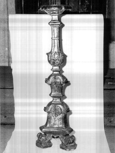 candeliere d'altare, serie - manifattura lucchese (metà sec. XVIII)