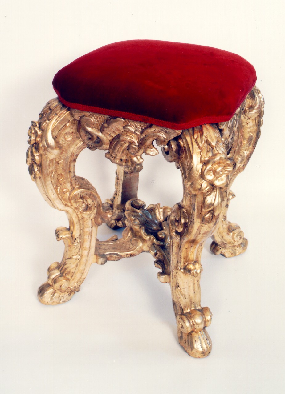 sgabello, serie - produzione siciliana (Seconda metà sec. XVIII)