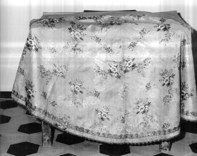 mantello - manifattura italiana (seconda metà sec. XVIII)