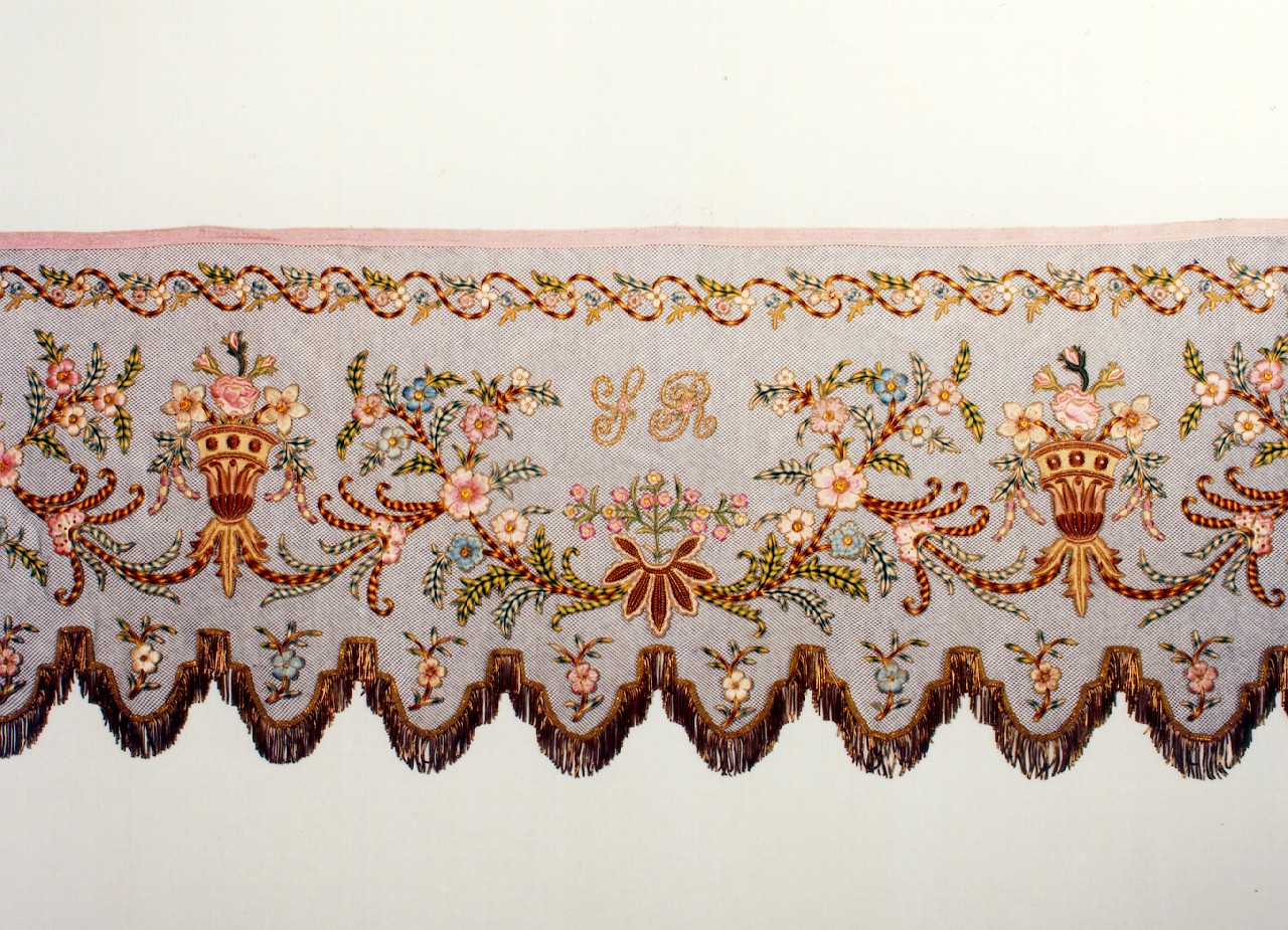 guarnizione di tovaglia d'altare - manifattura siciliana (primo quarto sec. XX)