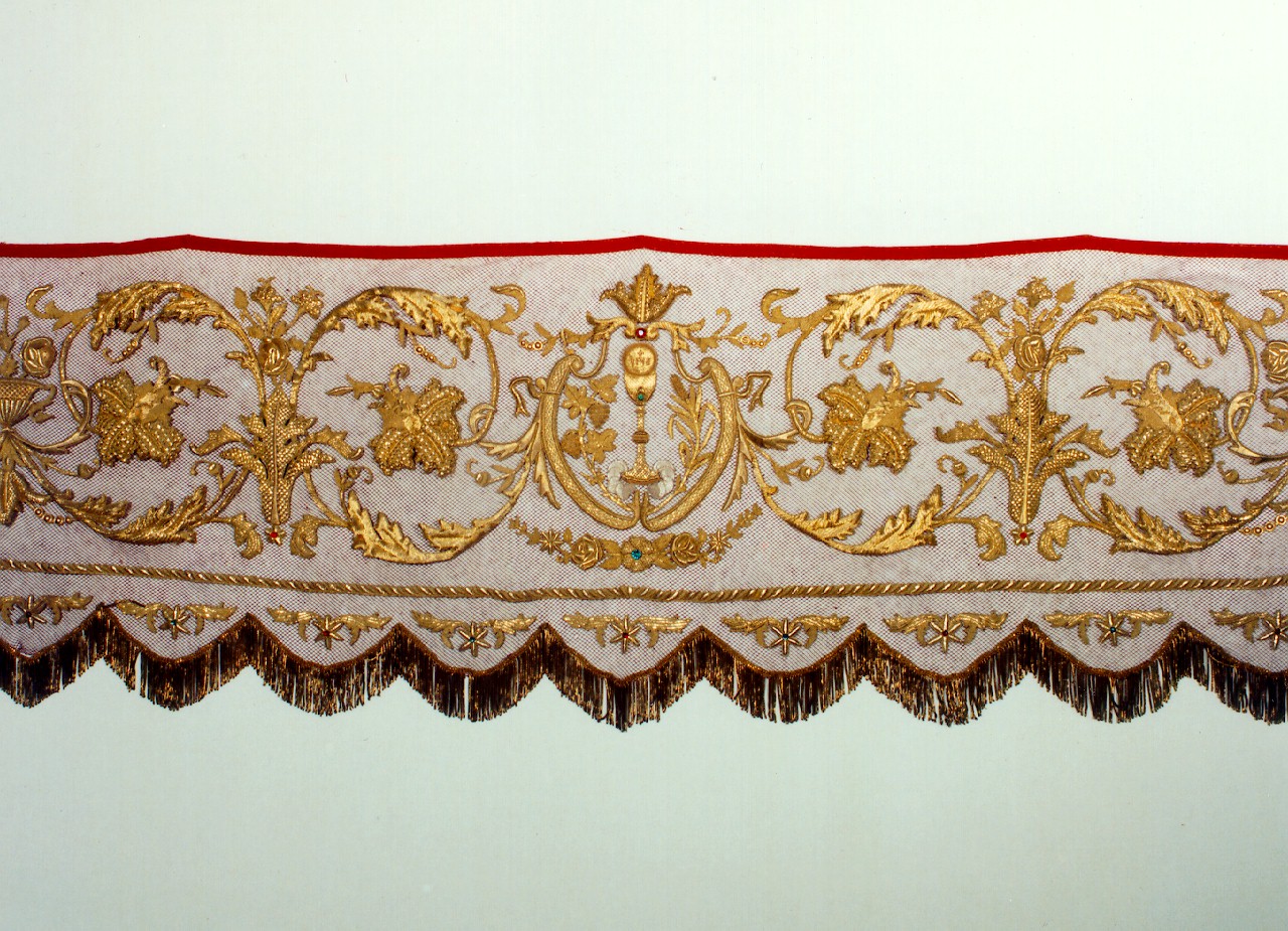guarnizione di tovaglia d'altare - manifattura siciliana (primo quarto sec. XX)