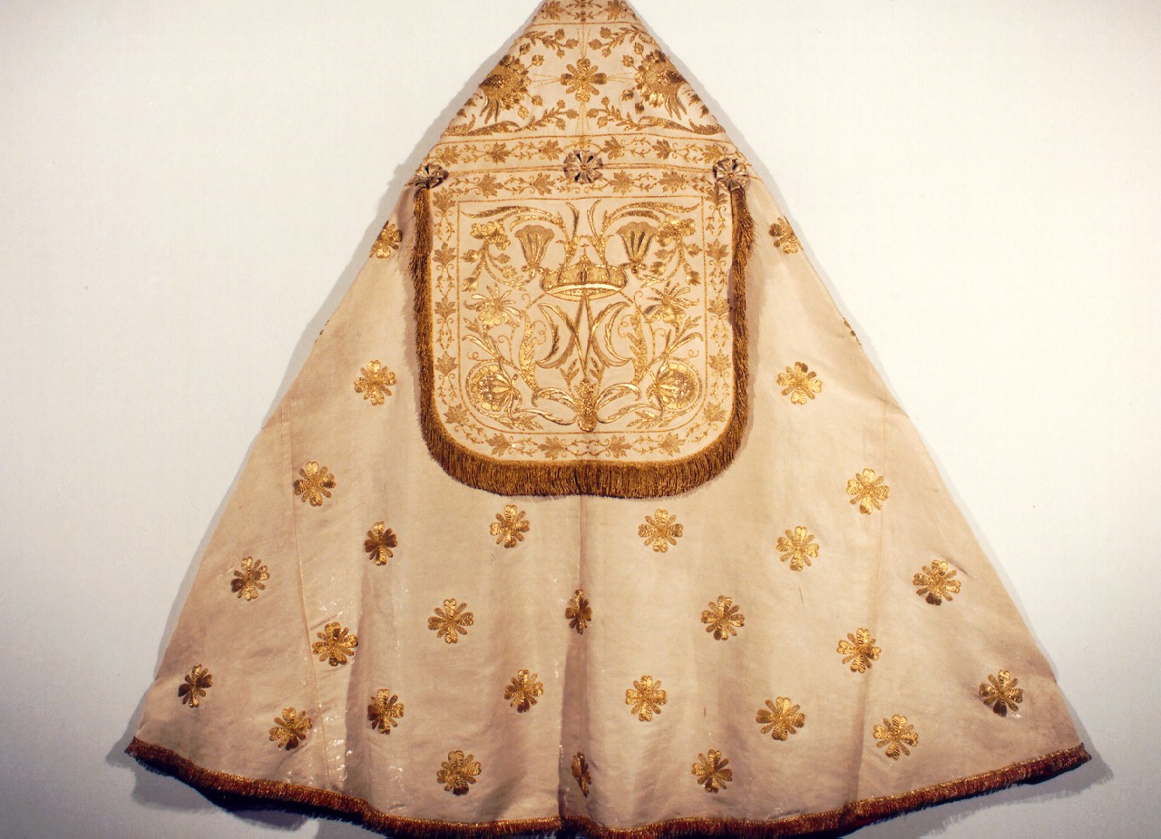 piviale - manifattura siciliana (Seconda metà sec. XIX)