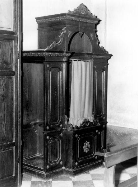 confessionale, serie - ambito lucchese (seconda metà sec. XVIII)