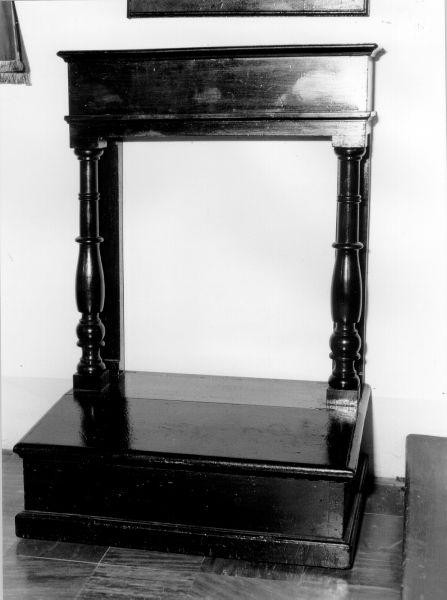 inginocchiatoio - ambito lucchese (seconda metà sec. XIX)