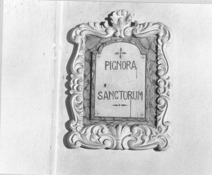 tabernacolo murale - bottega lucchese (seconda metà sec. XIX)