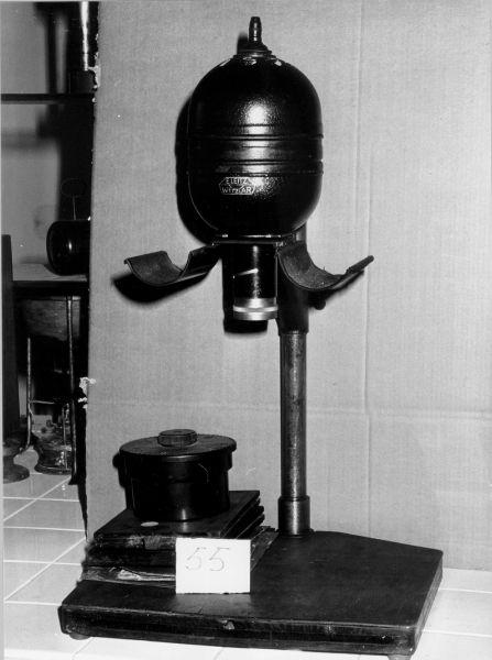 ingranditore fotografico - ambito europeo (sec. XX)