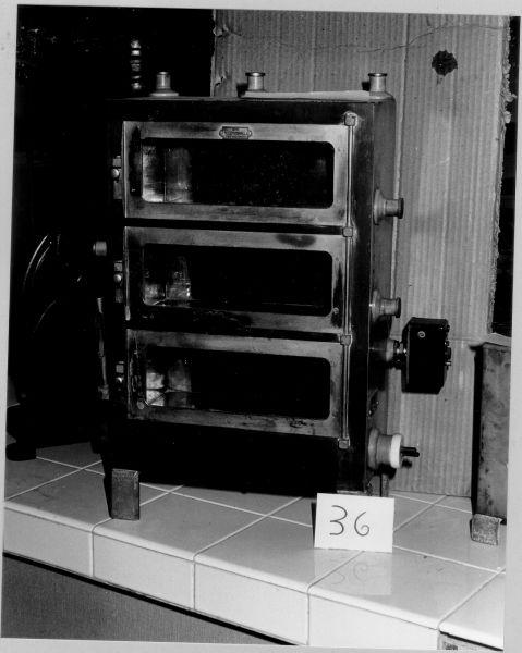 termostato - ambito torinese (sec. XX)