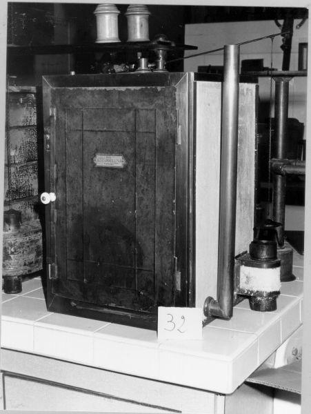 termostato - ambito torinese (sec. XX)