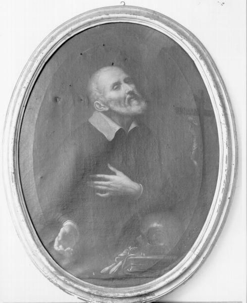 SAN FILIPPO NERI IN ADORAZIONE DI CRISTO CROCIFISSO (dipinto) - ambito italiano (sec. XVII)