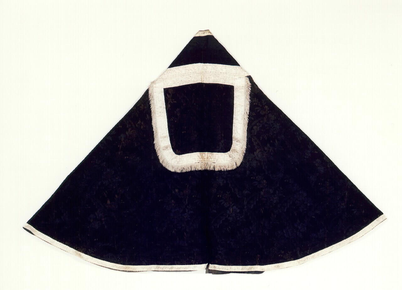 piviale - manifattura siciliana (Prima metà sec. XIX)