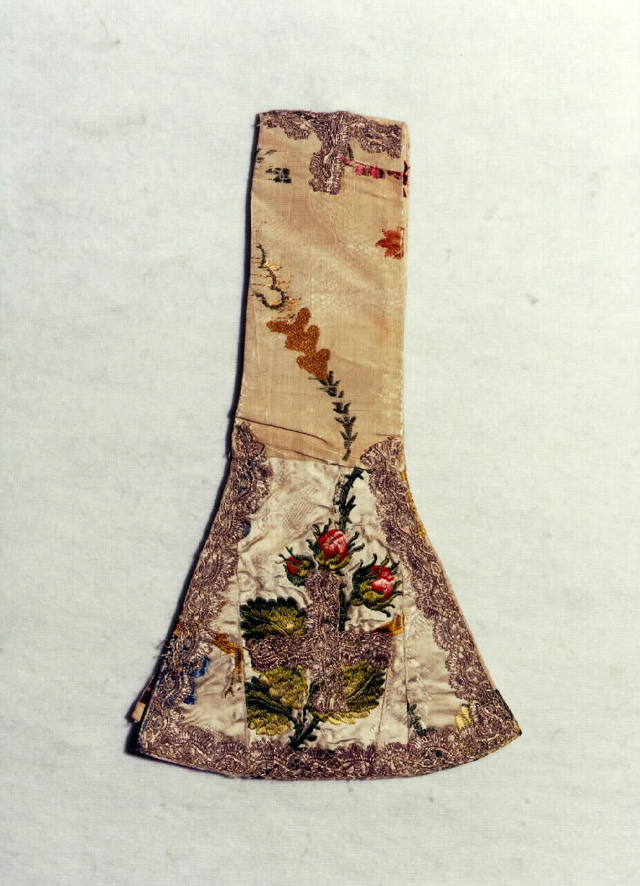 manipolo - manifattura siciliana (Prima metà sec. XIX)