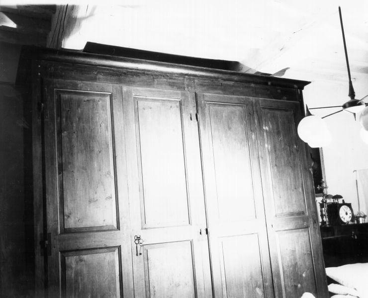 armadio da sacrestia - ambito elbano (sec. XIX)