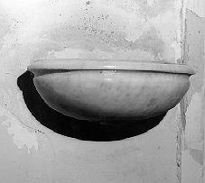 acquasantiera da parete - ambito elbano (sec. XVIII)