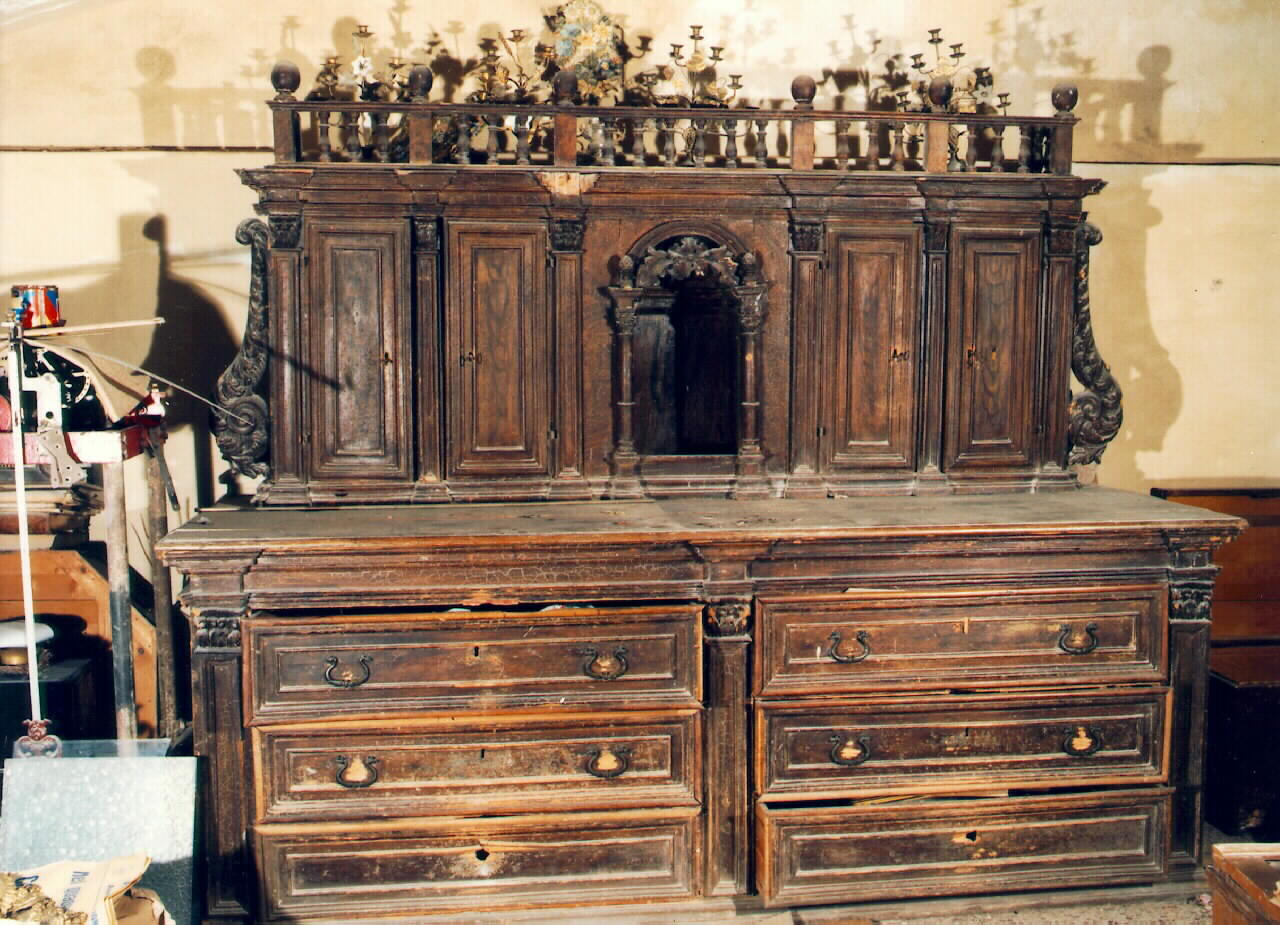 MOBILE DA SACRESTIA - produzione siciliana (Prima metà sec. XIX)