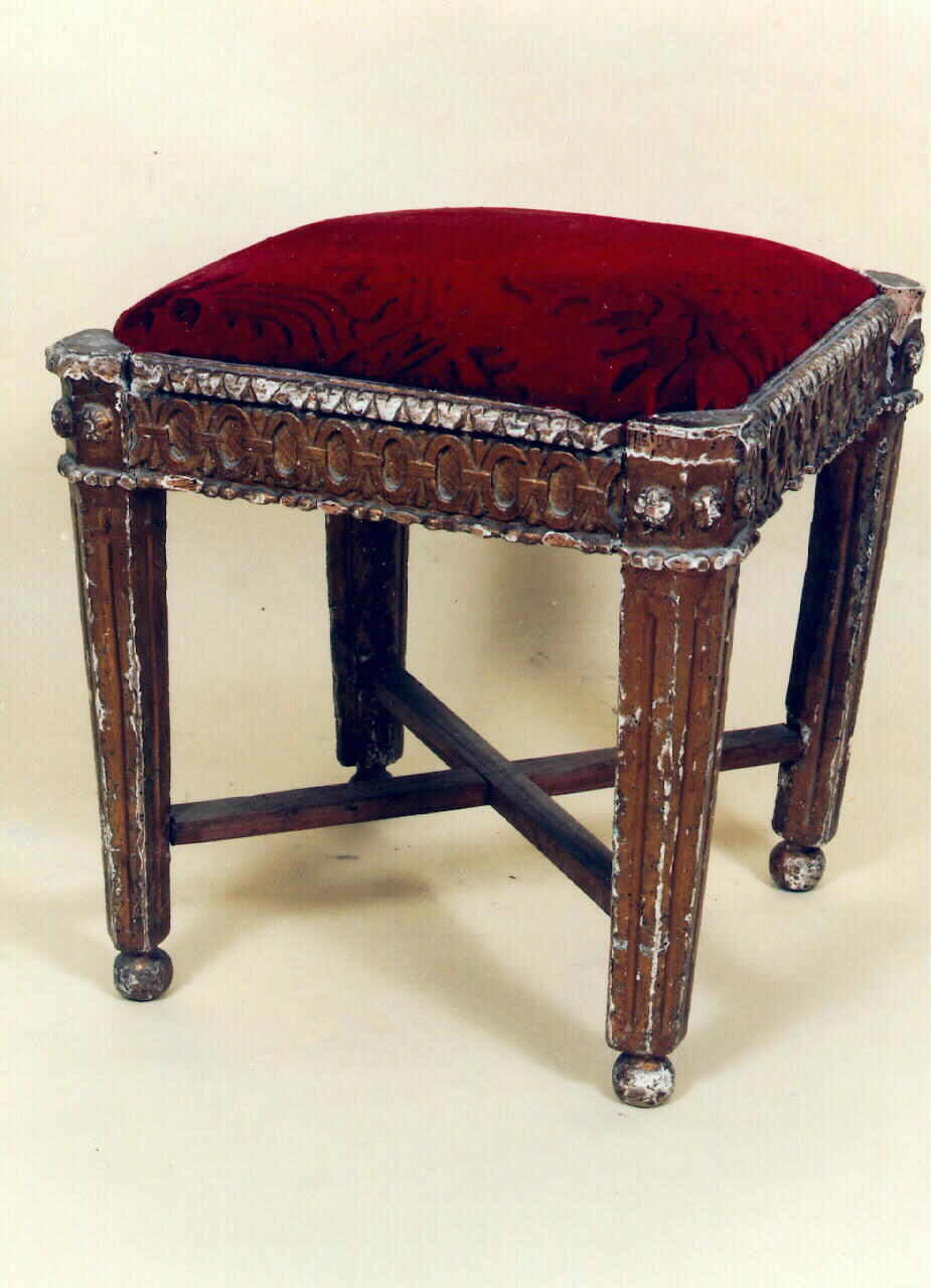 sgabello, serie - produzione siciliana (Prima metà sec. XIX)