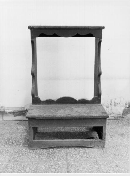 inginocchiatoio - ambito elbano (prima metà sec. XIX)