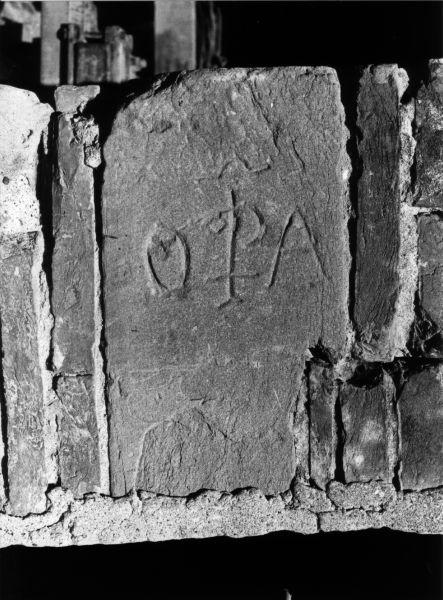 pietra incisa - bottega toscana (sec. XIV)