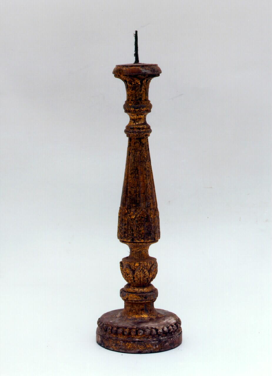 candeliere d'altare, serie - produzione siciliana (primo quarto sec. XIX)