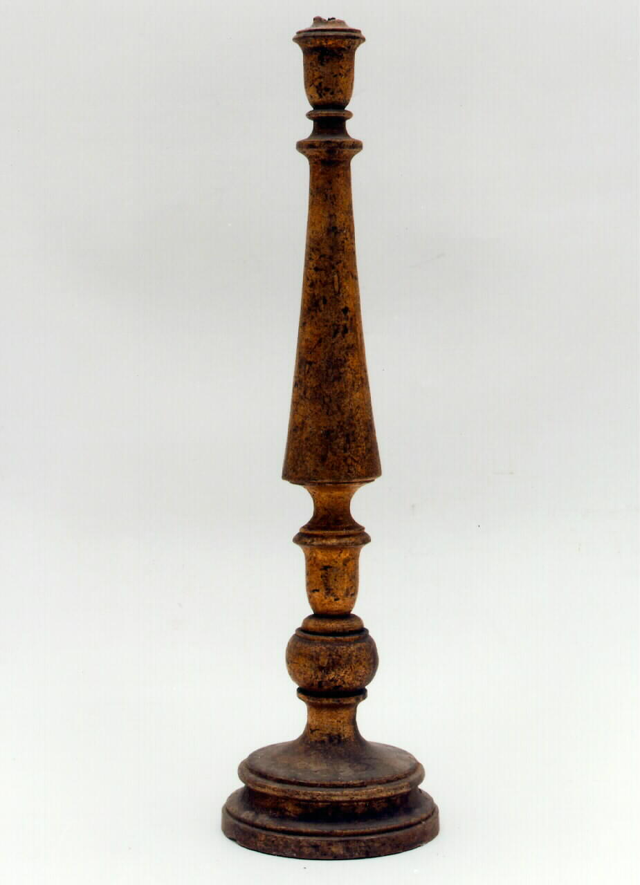 candeliere d'altare - produzione siciliana (Seconda metà sec. XIX)