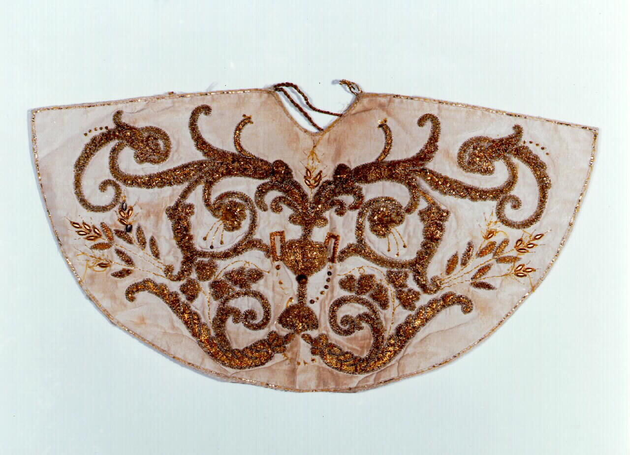 conopeo di pisside - manifattura siciliana (Prima metà, primo quarto sec. XIX, sec. XX)