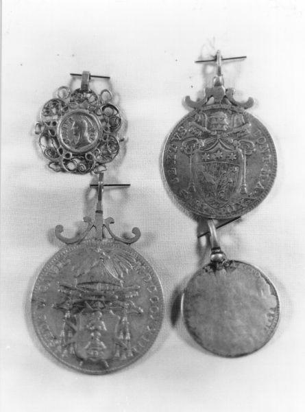medaglia pontificia, serie - bottega romana (sec. XVIII)