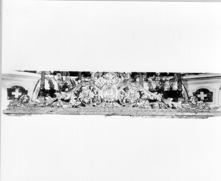 fastigio d'altare - bottega lucchese (seconda metà sec. XVIII)