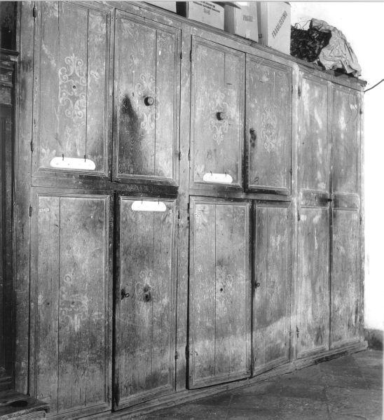 armadio - bottega lucchese (seconda metà sec. XVIII)