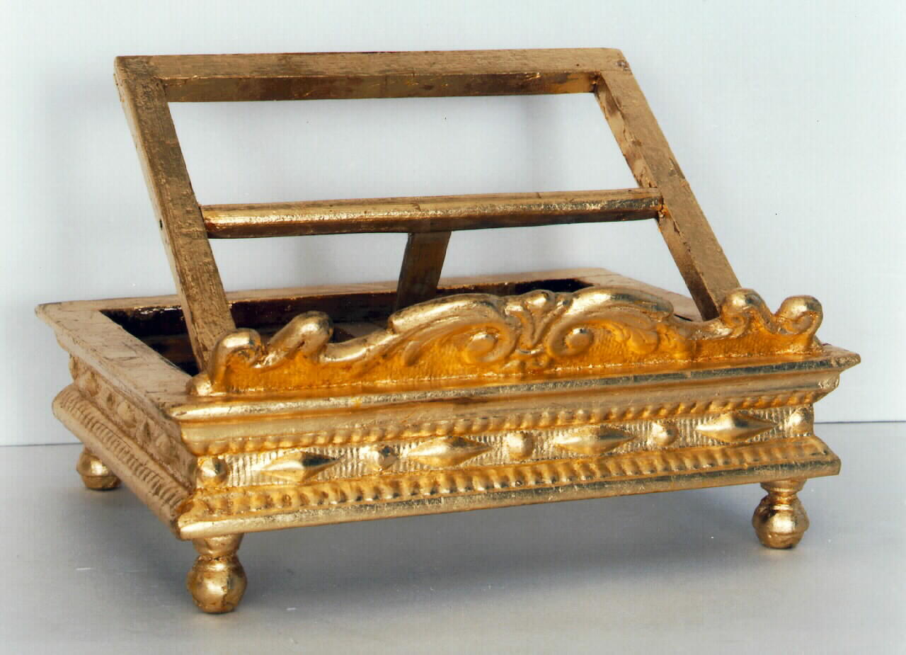 leggio d'altare - produzione siciliana (Prima metà sec. XIX)