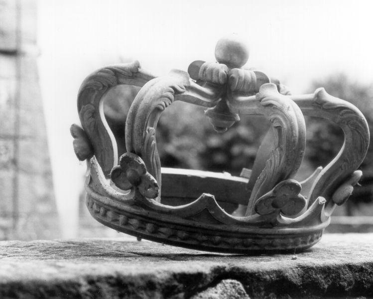 corona di tronetto per esposizione eucaristica - ambito lunigianese (sec. XIX)