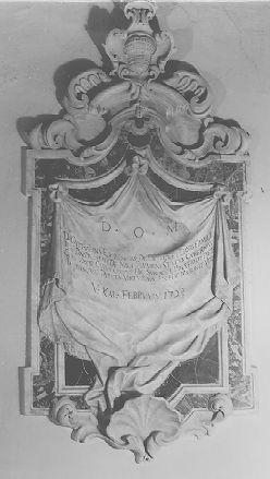 lapide tombale - ambito italiano (sec. XVIII)