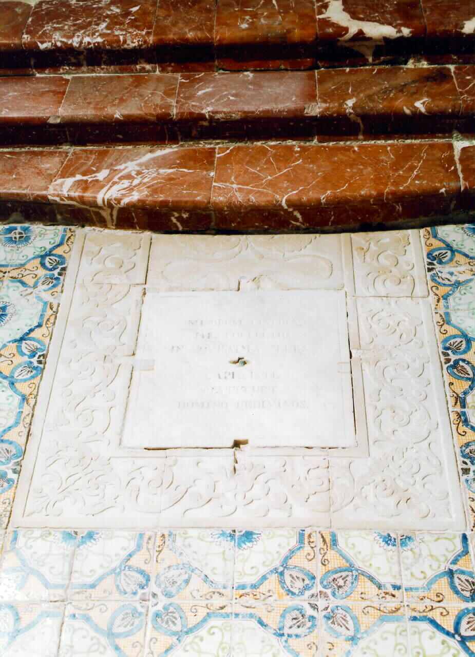 lapide - sepolcrale - ambito siciliano (Prima metà sec. XVIII)