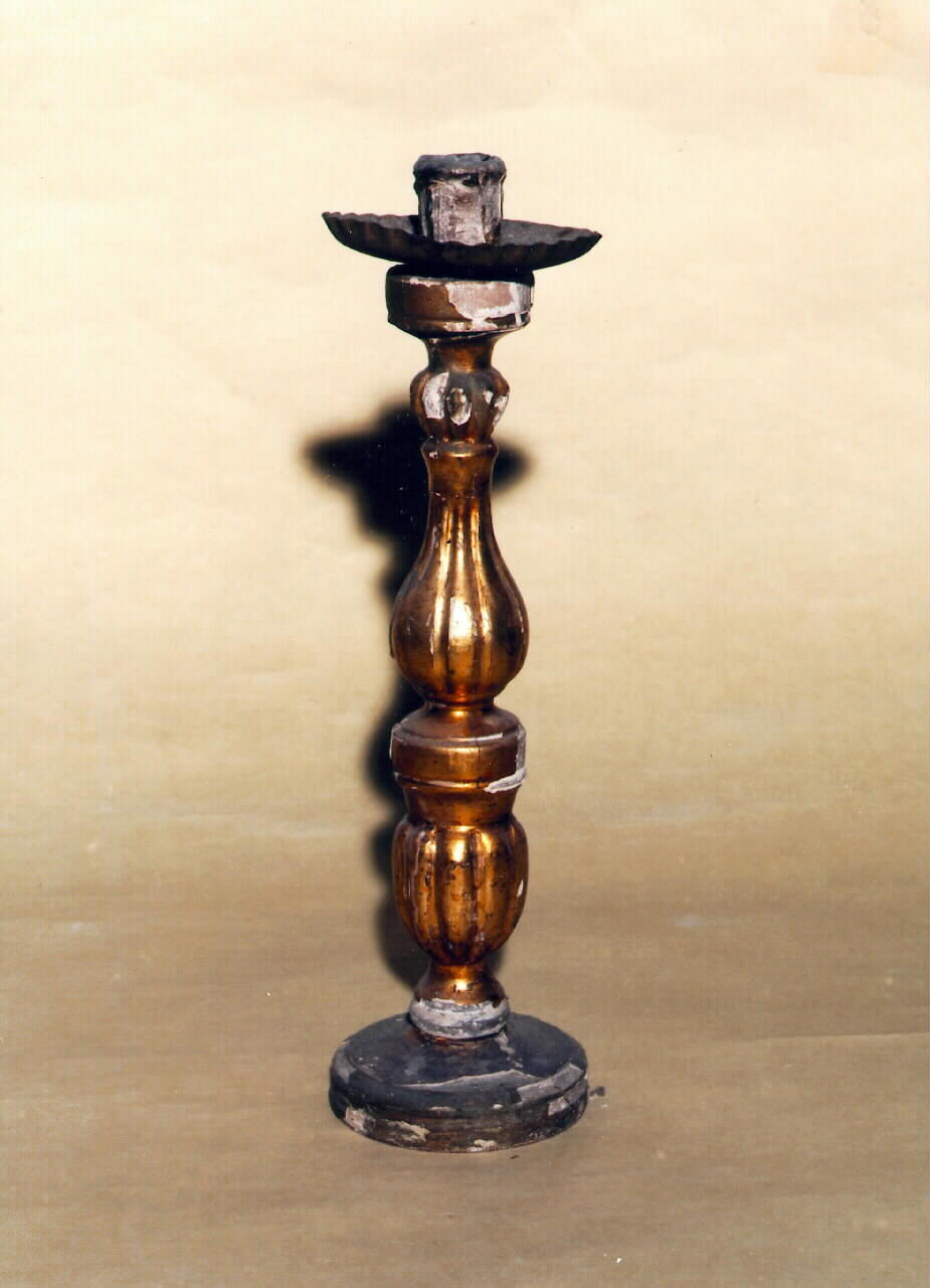 candeliere d'altare, serie - produzione siciliana (ultimo quarto sec. XIX)