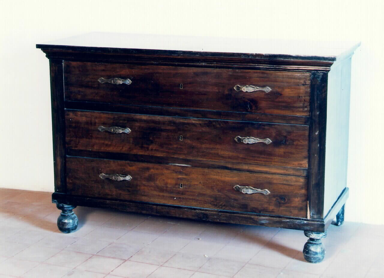 cassettone - produzione siciliana (Fine/inizio sec. XIX)